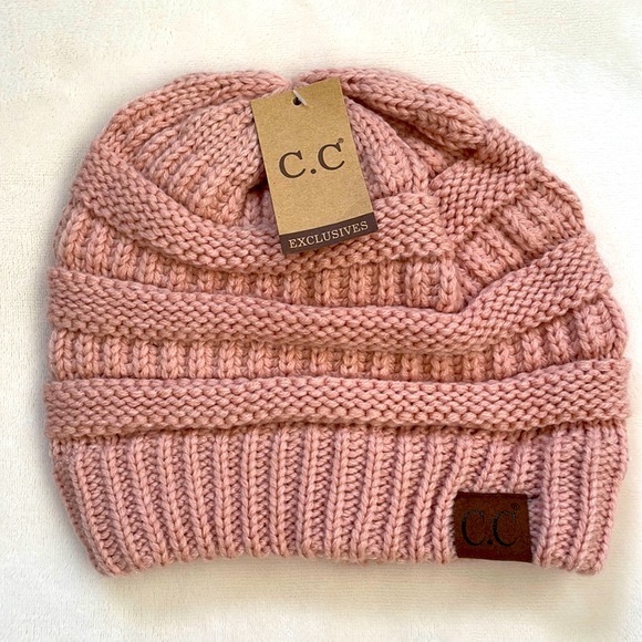 C.C Accessories - C.C Powder Rose Cable Knit Beanie NWT Slouchy Winter Hat
